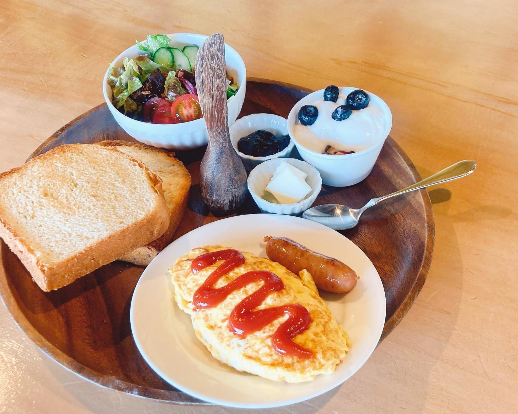 Guesthouse ＆ Beach Cafe Fuego Hyuga Esterno foto