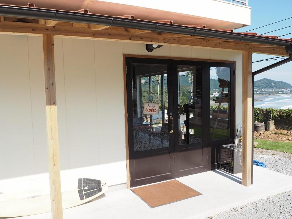 Guesthouse ＆ Beach Cafe Fuego Hyuga Esterno foto