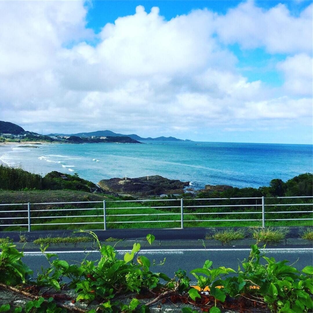 Guesthouse ＆ Beach Cafe Fuego Hyuga Esterno foto
